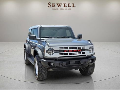 Used 2025 Ford Bronco Heritage Edition AWD/4WD image 7