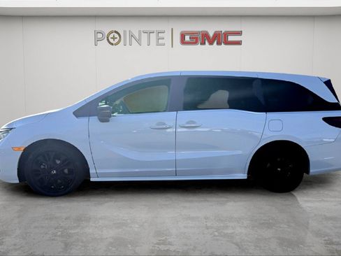 Used 2025 Honda Odyssey Sport-L image 10