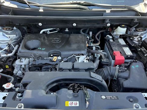 Used 2020 Toyota RAV4 LE w/ All Weather Liner Package AWD/4WD image 30