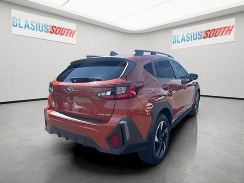 Used 2024 Subaru Crosstrek 2.5i Limited AWD/4WD image 3