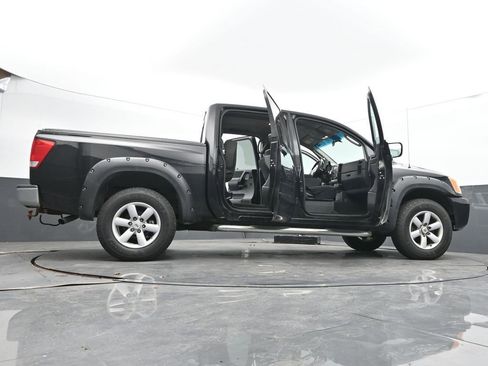 Used 2011 Nissan Titan SV image 55