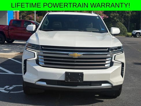 Used 2024 Chevrolet Suburban High Country w/ Max Trailering Package AWD/4WD image 3