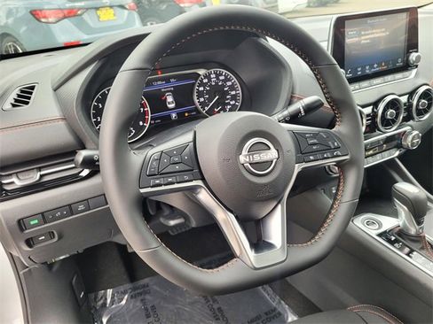 New 2025 Nissan Sentra SR image 6