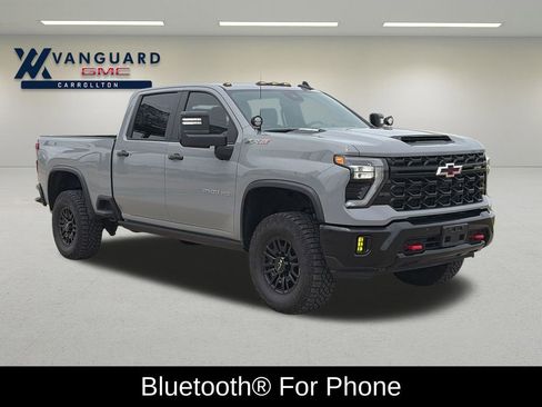 Used 2024 Chevrolet Silverado 2500 ZR2 w/ Technology Package AWD/4WD image 13