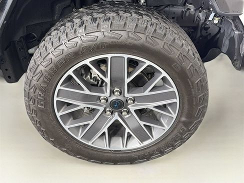 Used 2024 Jeep Wrangler High Altitude AWD/4WD image 35
