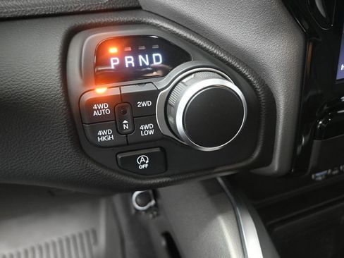 Used 2025 RAM 1500 Lone Star image 32