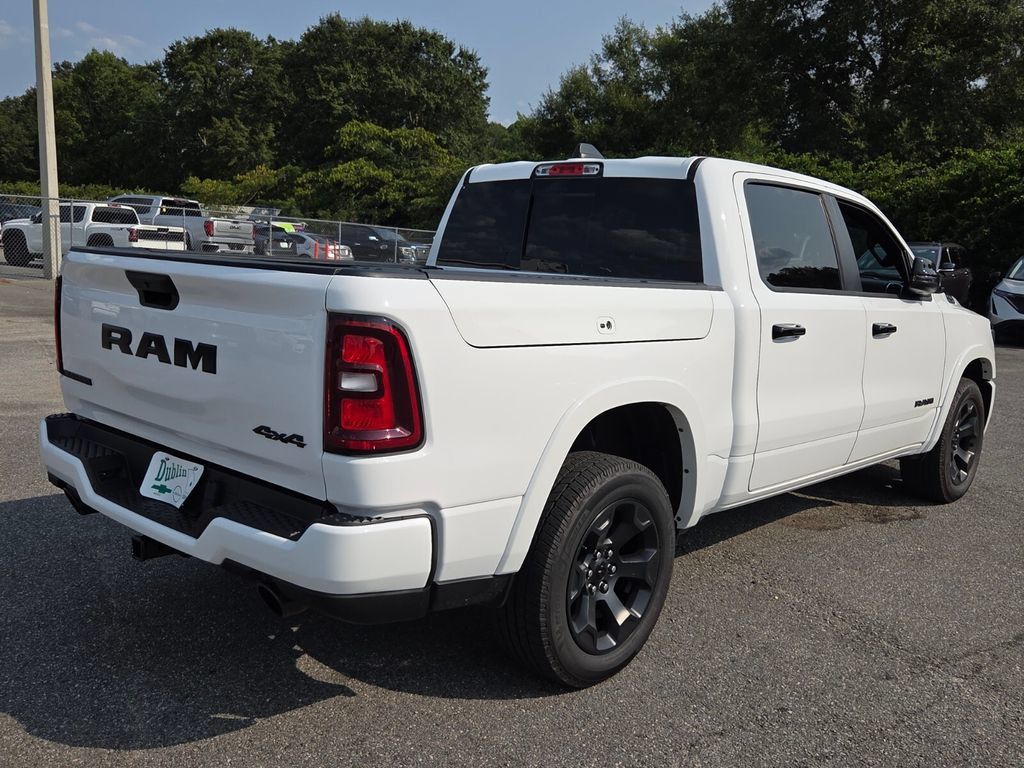Used 2025 RAM 1500 Big Horn AWD/4WD image 10