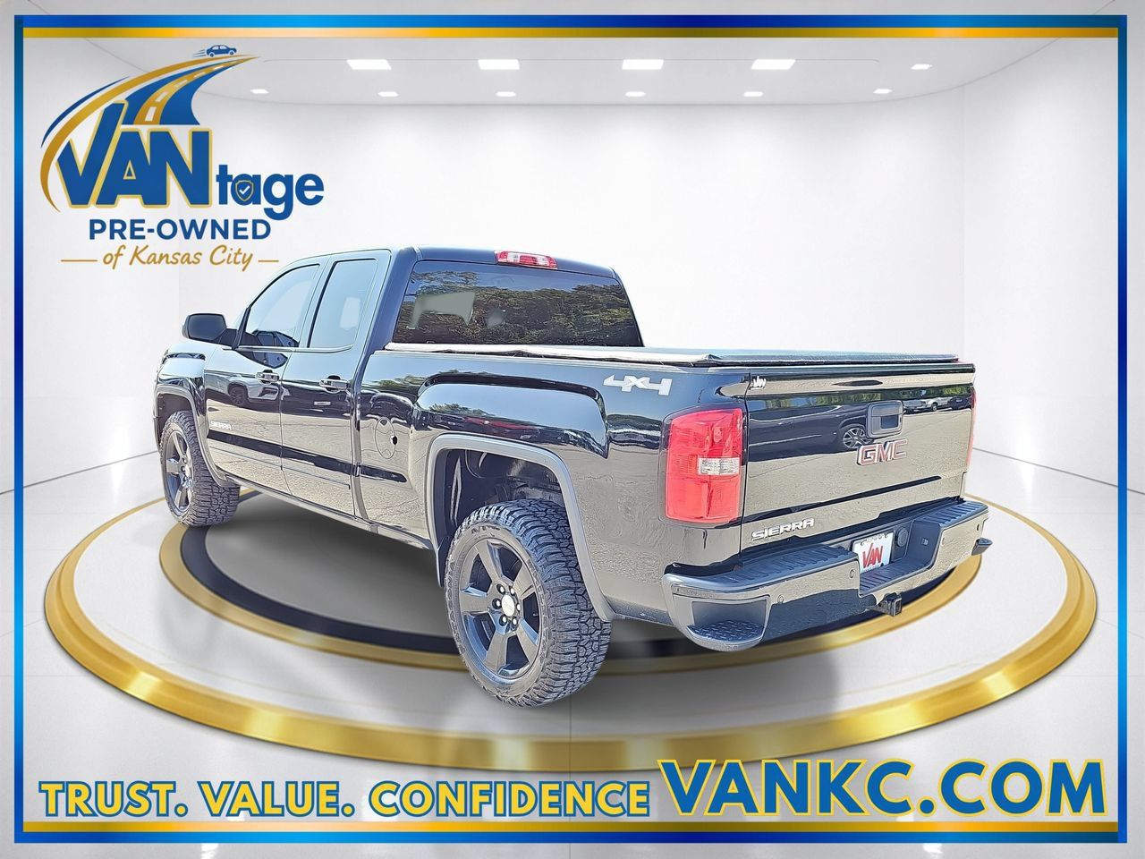 Used 2015 GMC Sierra 1500 4x4 Double Cab image 9