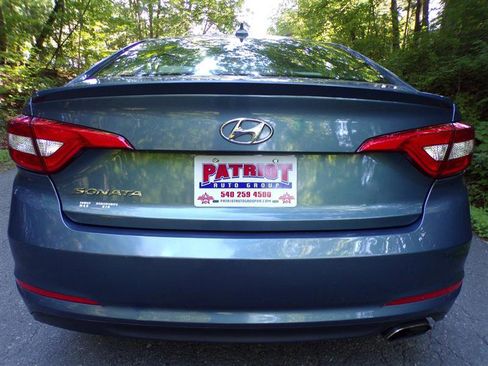 Used 2017 Hyundai Sonata SE FWD image 7