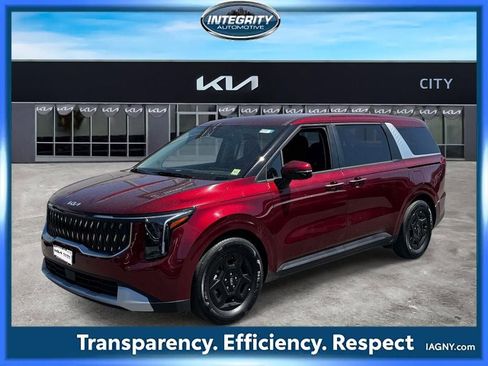 Certified 2026 Kia Carnival FWD image 4