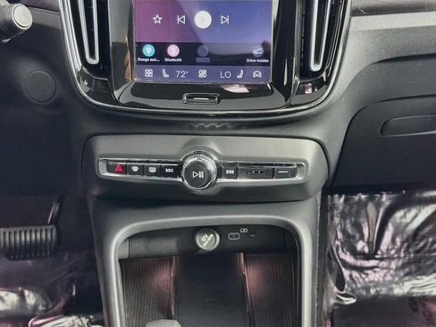 Used 2023 Volvo XC40 Recharge Plus AWD/4WD image 16