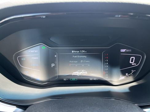 Used 2022 Kia Niro EX Premium FWD image 17