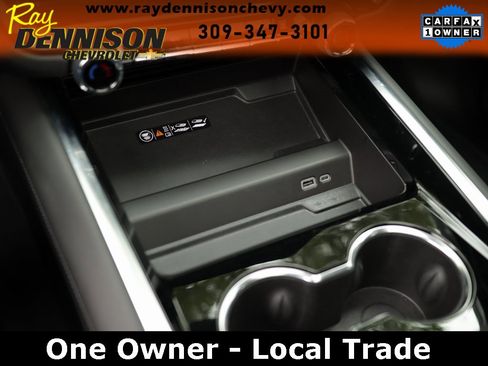 Used 2025 Chevrolet Tahoe Z71 w/ Comfort Package image 19
