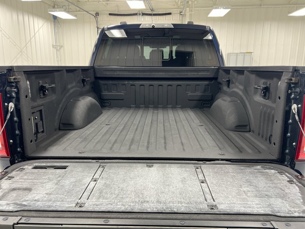 Used 2022 Ford F150 Raptor w/ Equipment Group 801A High AWD/4WD image 25