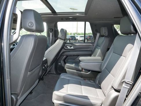 Used 2021 Chevrolet Tahoe Z71 w/ Z71 Signature Package AWD/4WD image 17