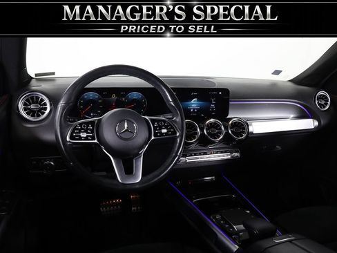 Used 2022 Mercedes-Benz GLB 250 4MATIC image 28