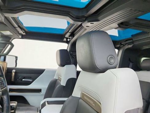 Used 2024 GMC Hummer EV 3X w/ Omega Edition image 32