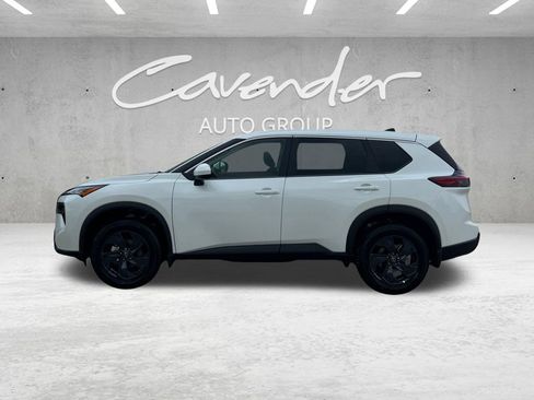 New 2026 Nissan Rogue SV FWD image 14