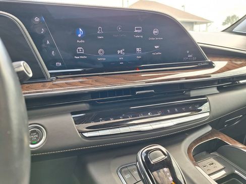 Used 2023 Cadillac Escalade ESV Sport Platinum w/ Heavy-Duty Trailer Package image 15