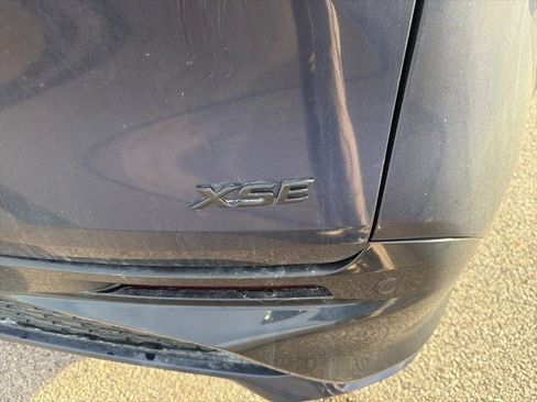 Used 2025 Toyota Sienna XSE image 18