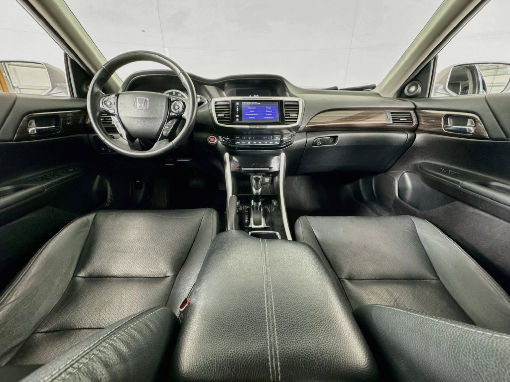 Used 2016 Honda Accord EX-L image 31
