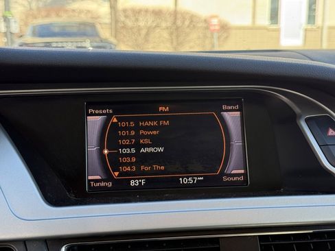 Used 2010 Audi A4 2.0T Premium image 18