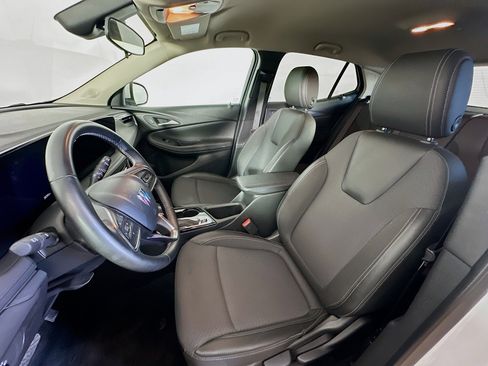 Used 2025 Buick Encore GX Preferred image 13