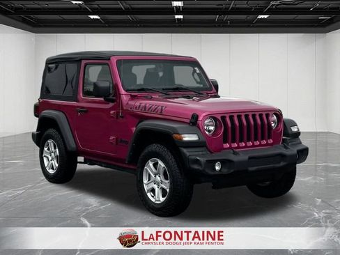 Used 2022 Jeep Wrangler Sport AWD/4WD image 6