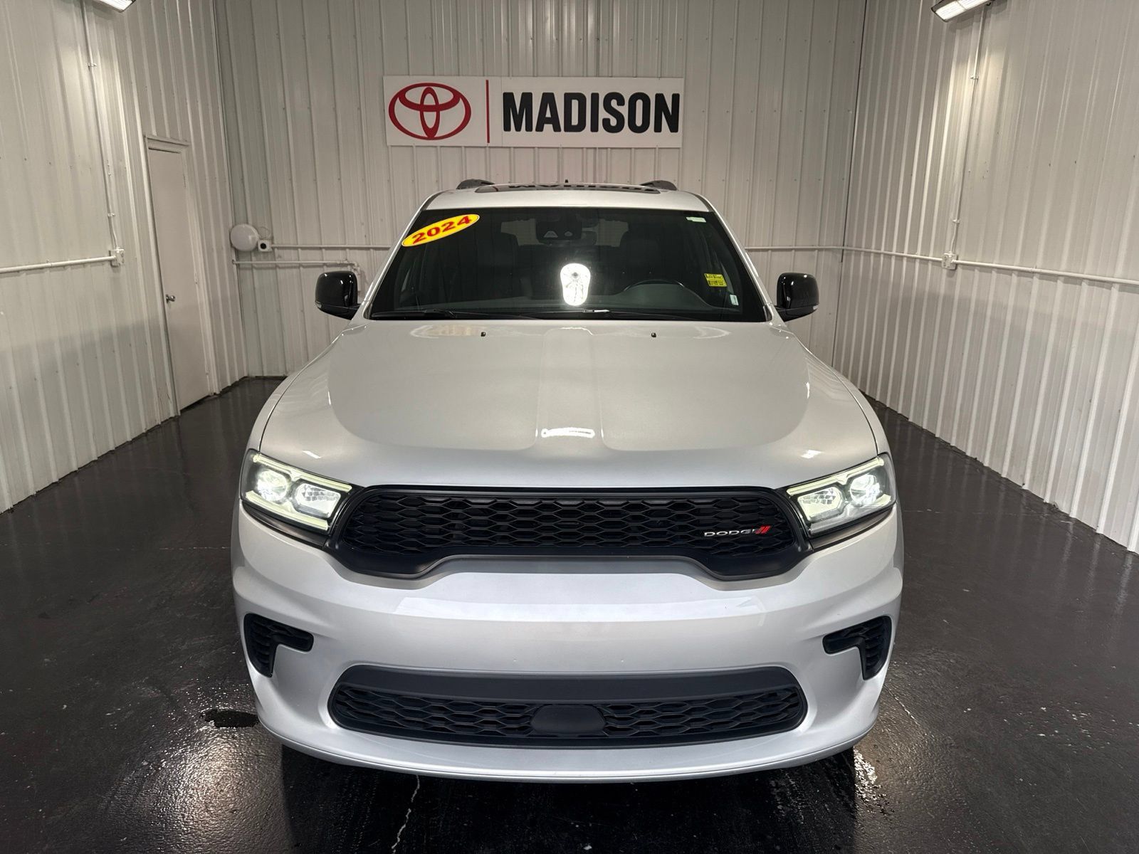 Used 2024 Dodge Durango GT AWD/4WD image 5