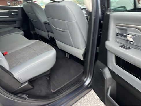 Used 2019 RAM 1500 Big Horn image 18