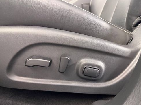 Used 2024 Nissan Murano SL FWD image 23