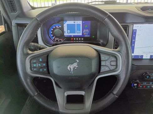 Used 2021 Ford Bronco First Edition AWD/4WD image 43