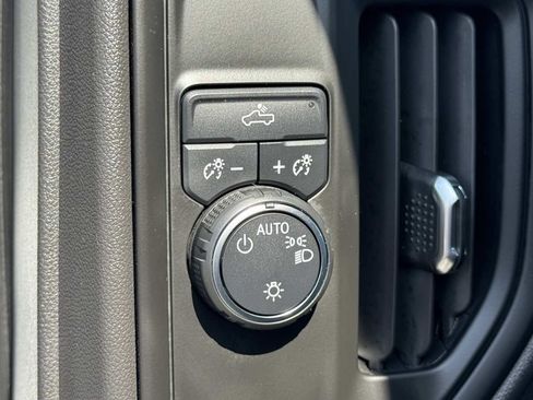 Used 2023 Chevrolet Silverado 1500 W/T RWD image 19