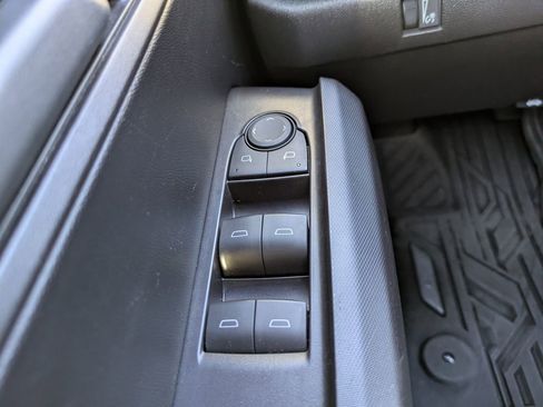 Used 2024 Chevrolet Colorado W/T image 21