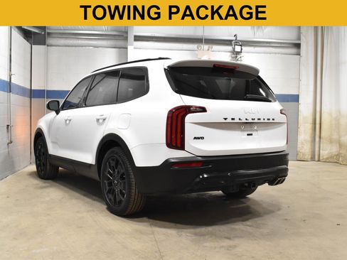 Used 2022 Kia Telluride EX w/ EX Premium Package image 4