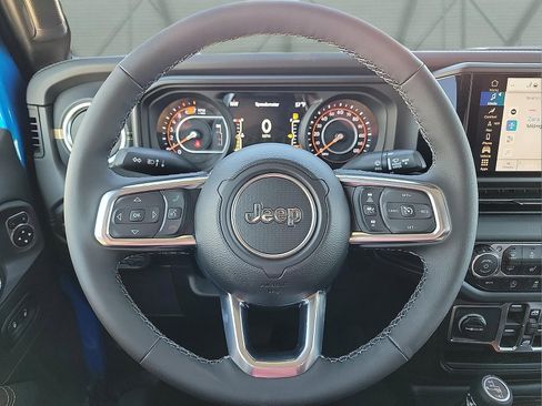 New 2026 Jeep Wrangler Unlimited Sahara AWD/4WD image 12