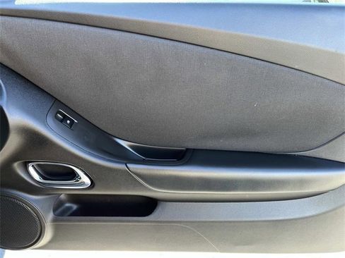 Used 2010 Chevrolet Camaro LT image 14