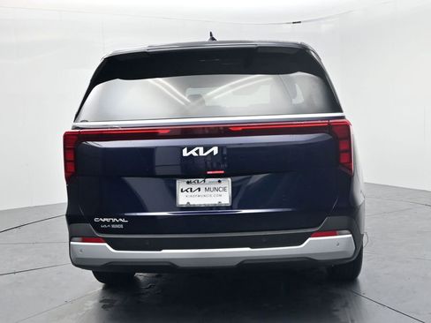 New 2026 Kia Carnival LX FWD image 7
