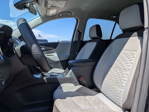 Used 2020 Chevrolet Equinox LS w/ LS Convenience Package FWD image 13
