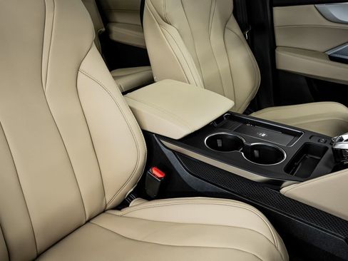 New 2026 Acura MDX SH-AWD image 30