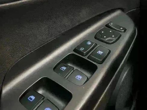 Used 2022 Hyundai Kona SEL w/ Convenience Package image 22