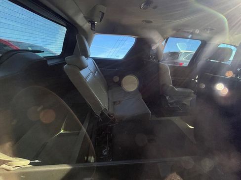 Used 2020 Ford Expedition XLT w/ Equipment Group 202A image 4