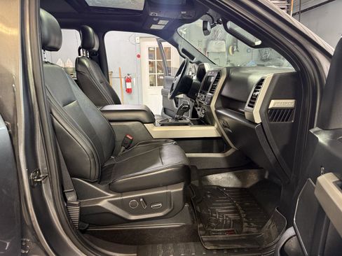 Used 2017 Ford F150 Lariat AWD/4WD image 27