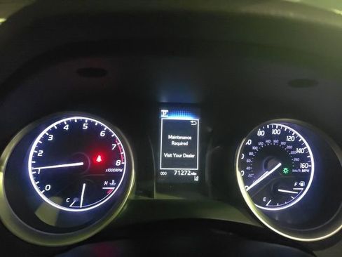 Used 2021 Toyota Camry LE w/ Carpet Mat Package (TMS) image 7