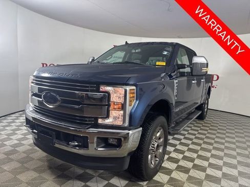 Certified 2019 Ford F250 Lariat w/ Chrome Package image 3