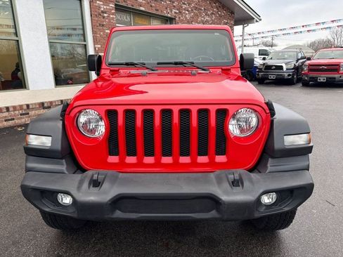 Used 2018 Jeep Wrangler Unlimited Sport S image 2
