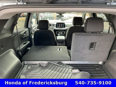 Used 2025 Chevrolet Blazer LT image 23