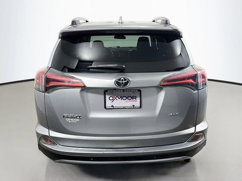 Used 2016 Toyota RAV4 XLE w/ Convenience Package FWD image 6
