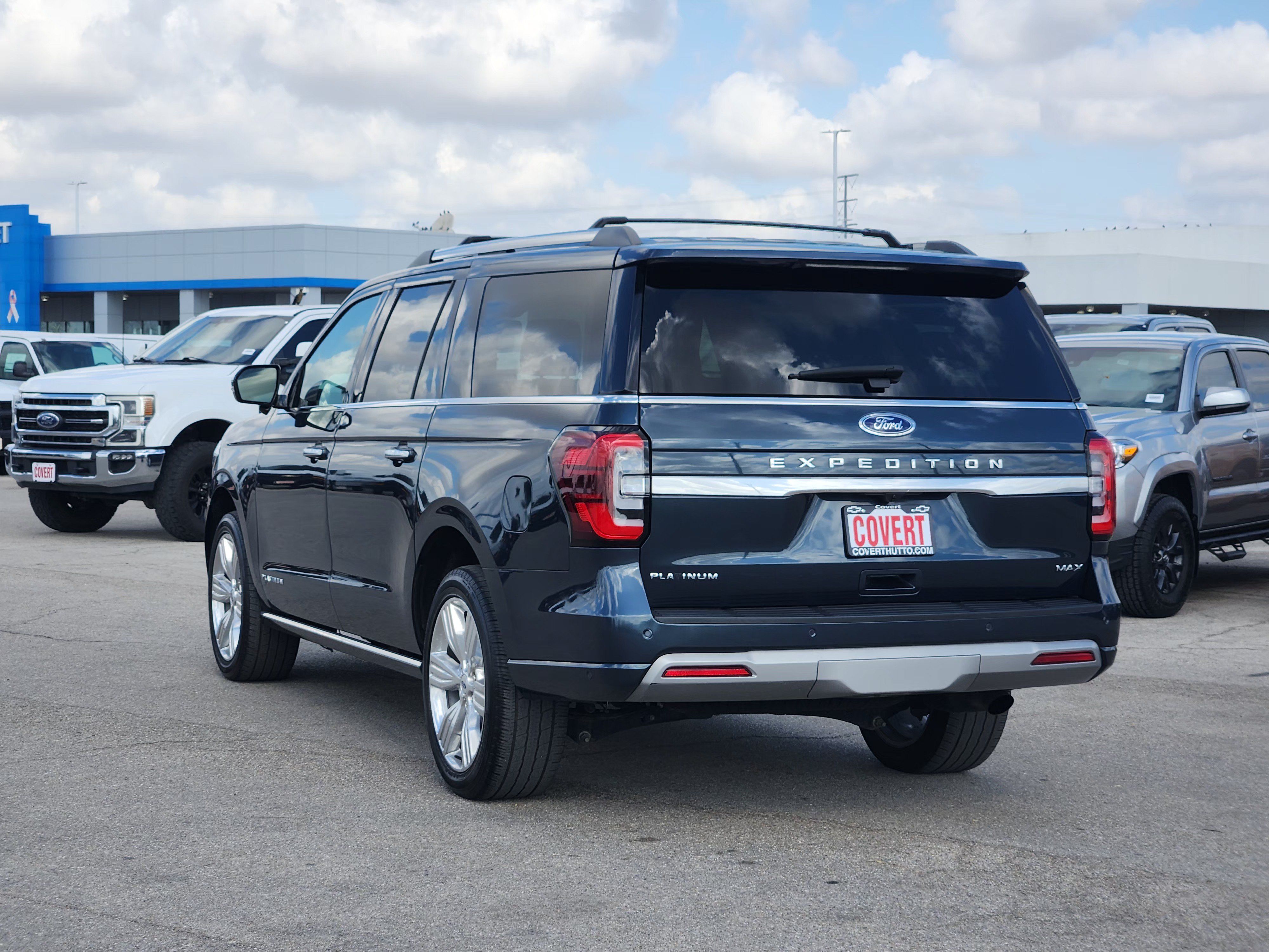 Used 2024 Ford Expedition Max Platinum AWD/4WD image 5