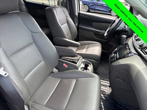 Used 2015 Honda Odyssey Touring Elite image 24